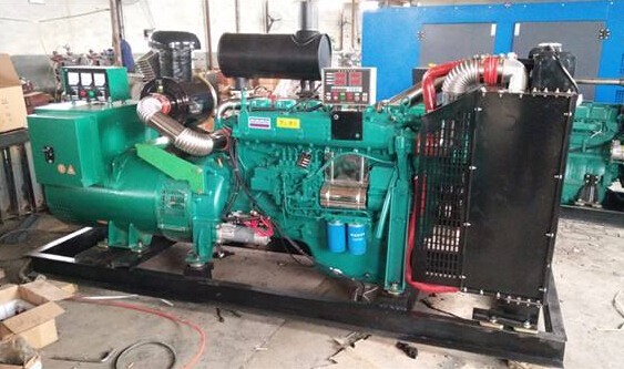 仙桃潍柴二手发电机大型柴油发电机组